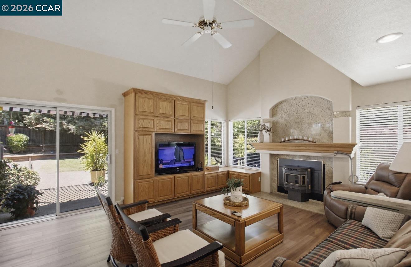 1395 Breakwater Way