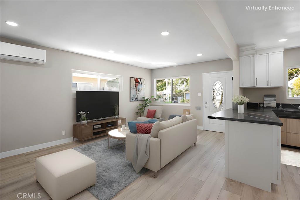 5021 Harbor Street, Commerce