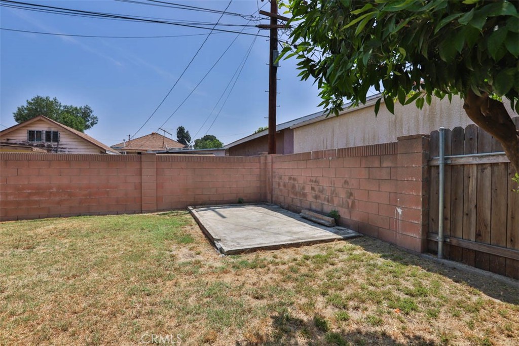 5021 Harbor Street, Commerce