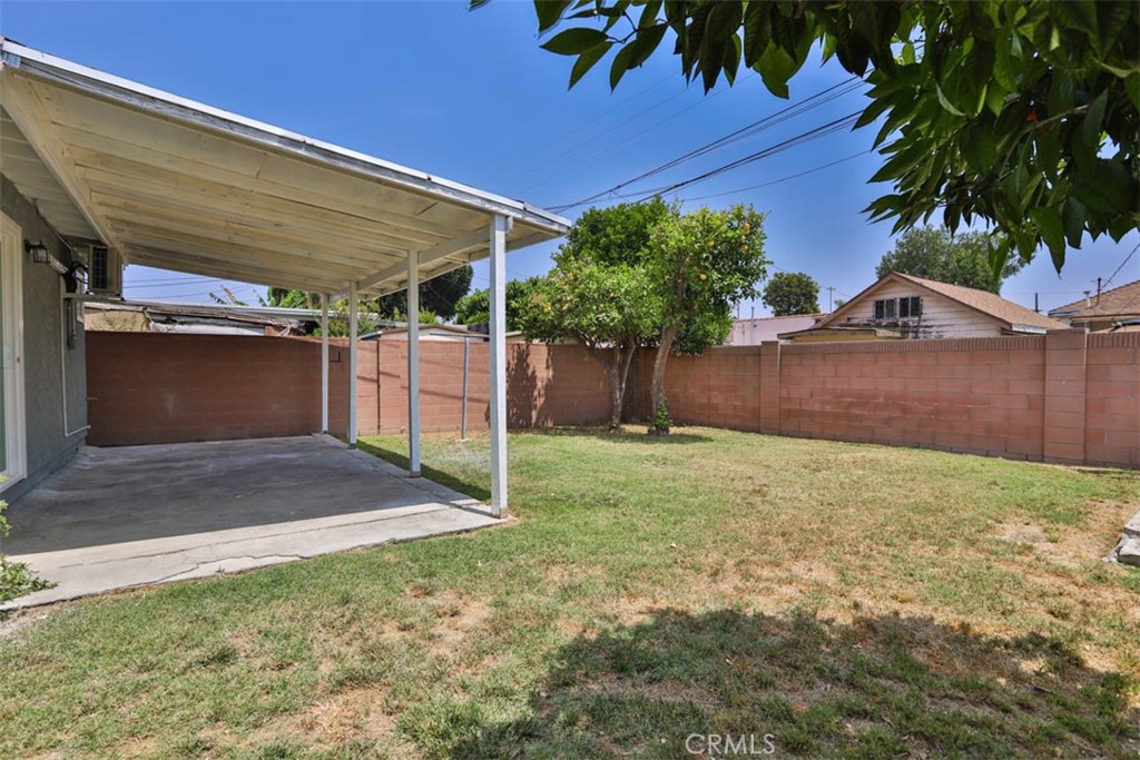 5021 Harbor Street, Commerce