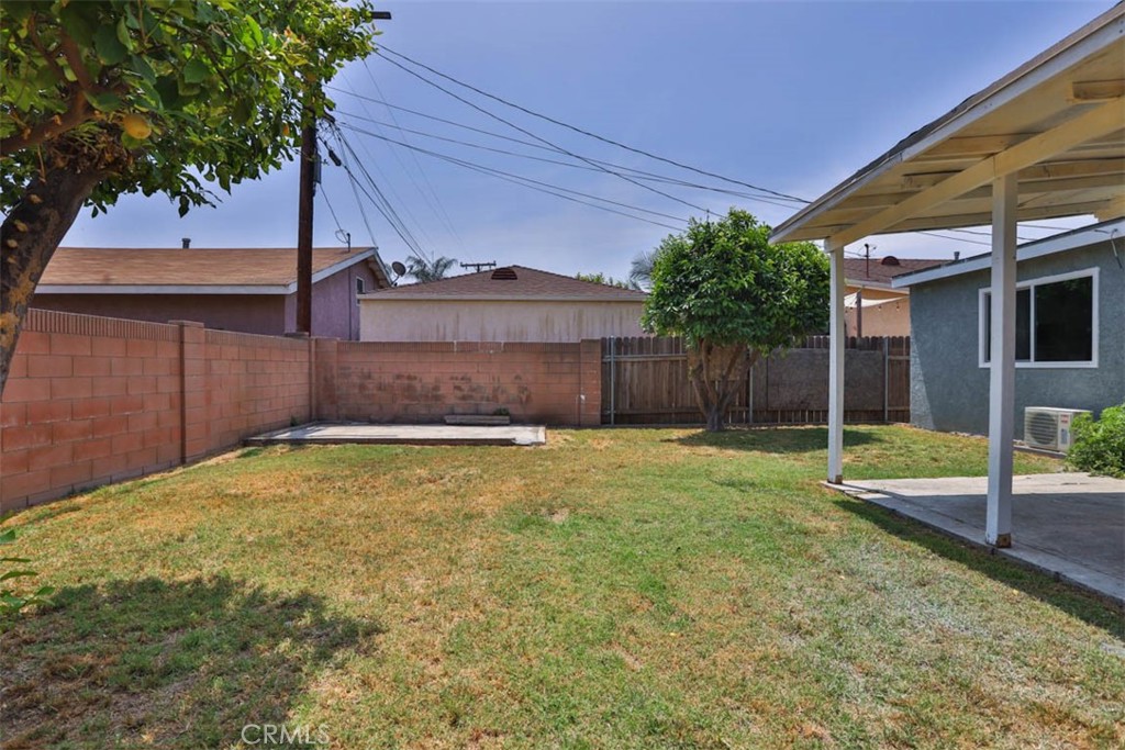 5021 Harbor Street, Commerce