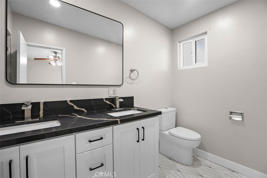 5021 Harbor Street, Commerce