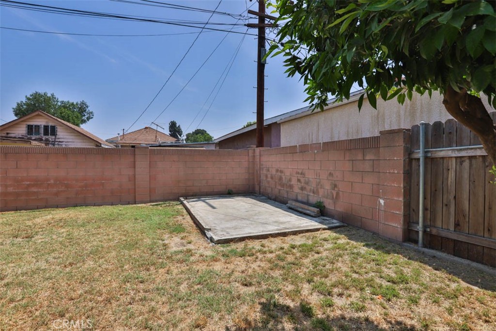 5021 Harbor Street, Commerce