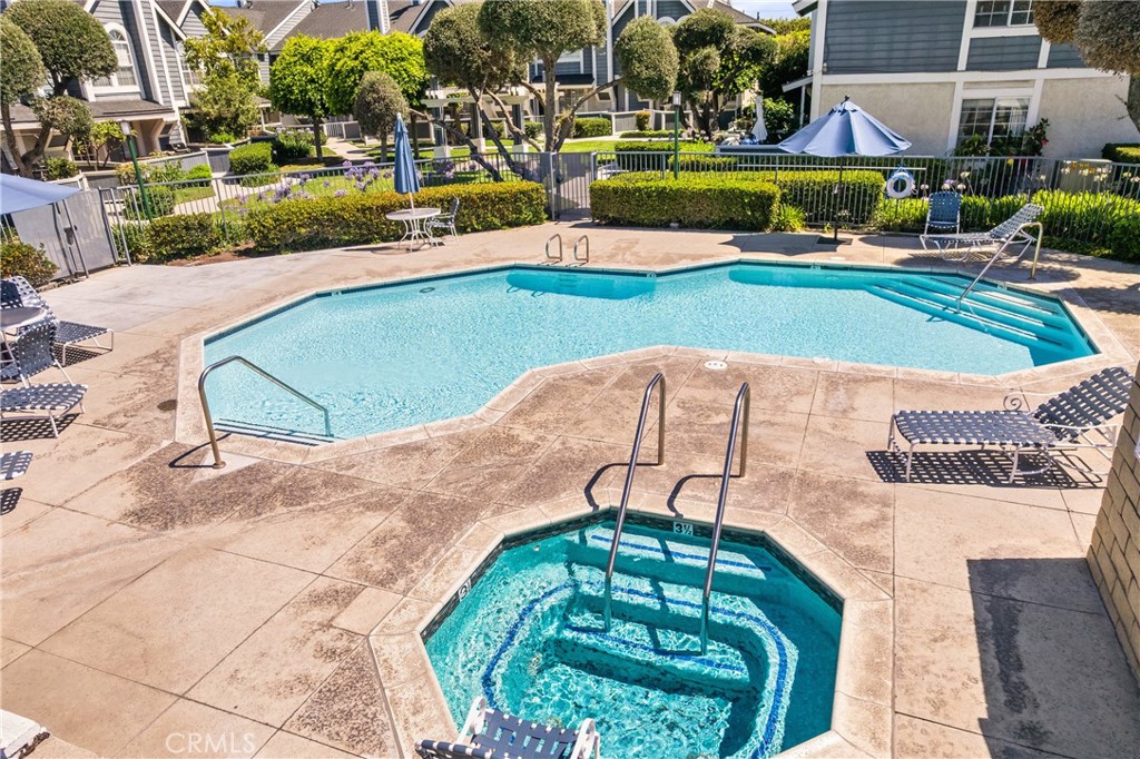12277 Foster Road