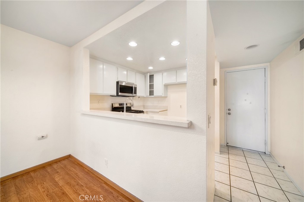 12277 Foster Road