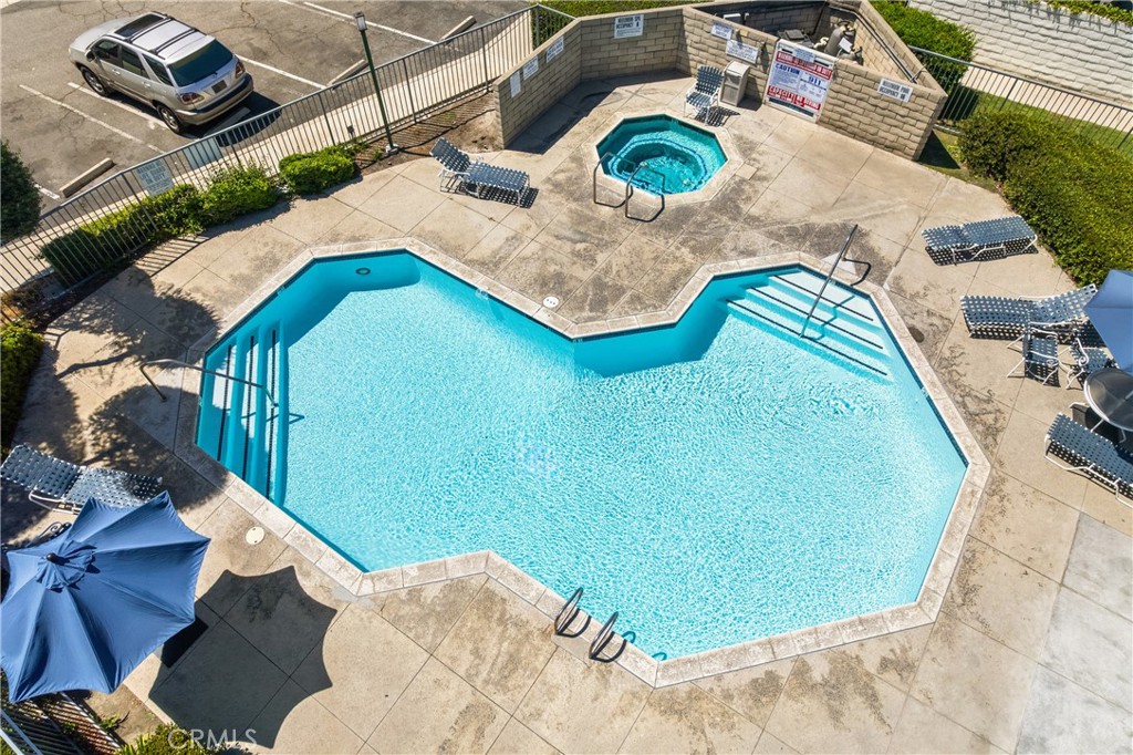 12277 Foster Road
