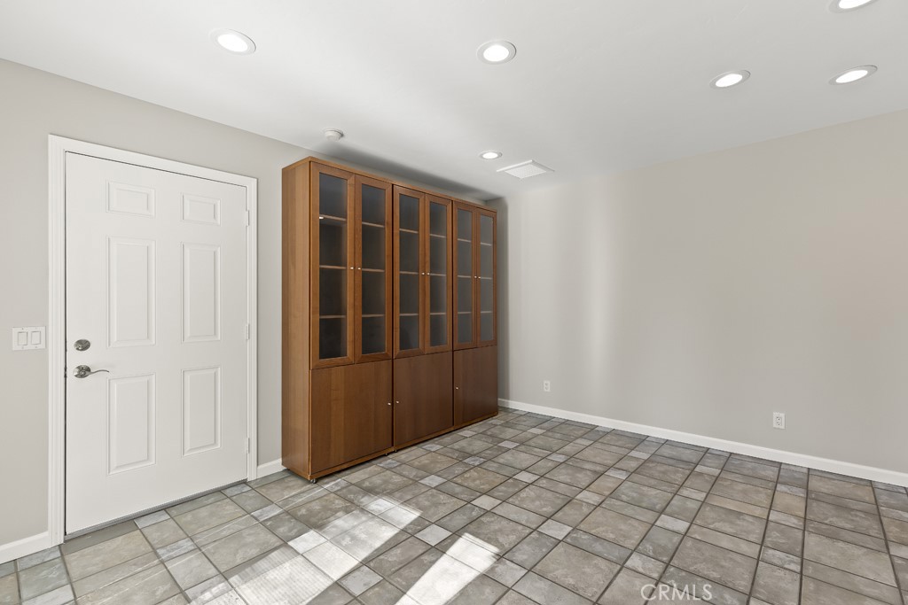 105 Country Club Court