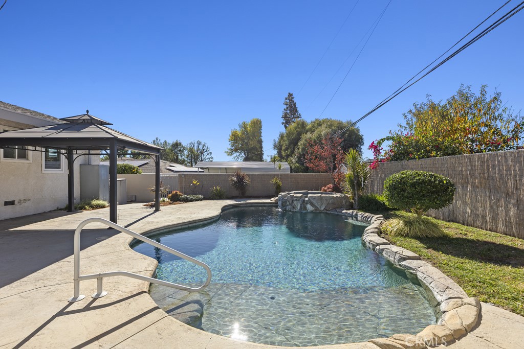 105 Country Club Court