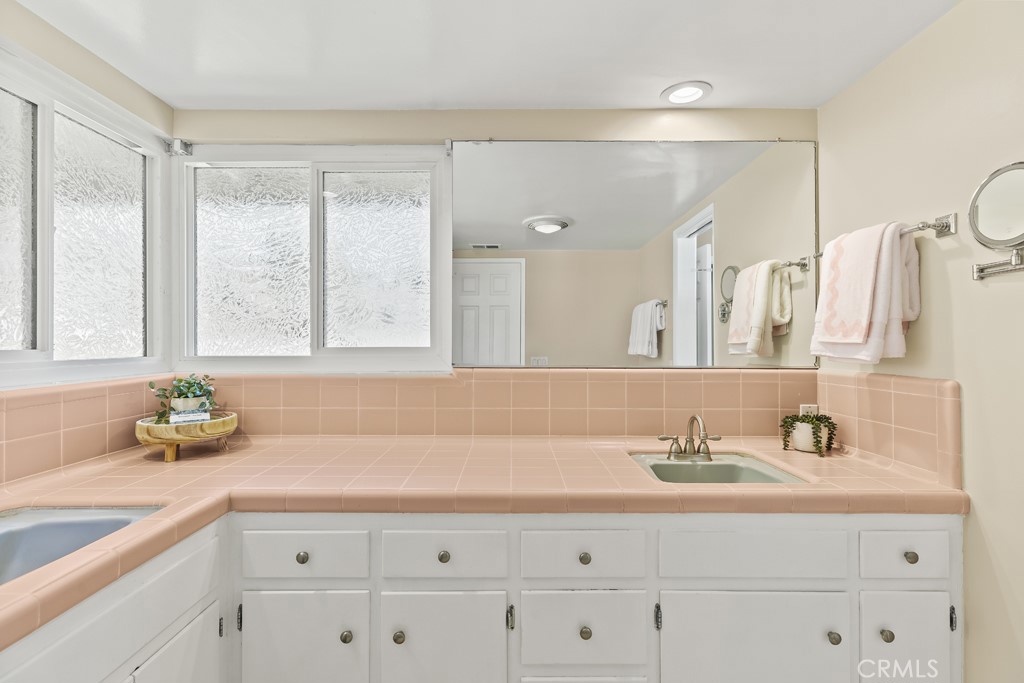 105 Country Club Court