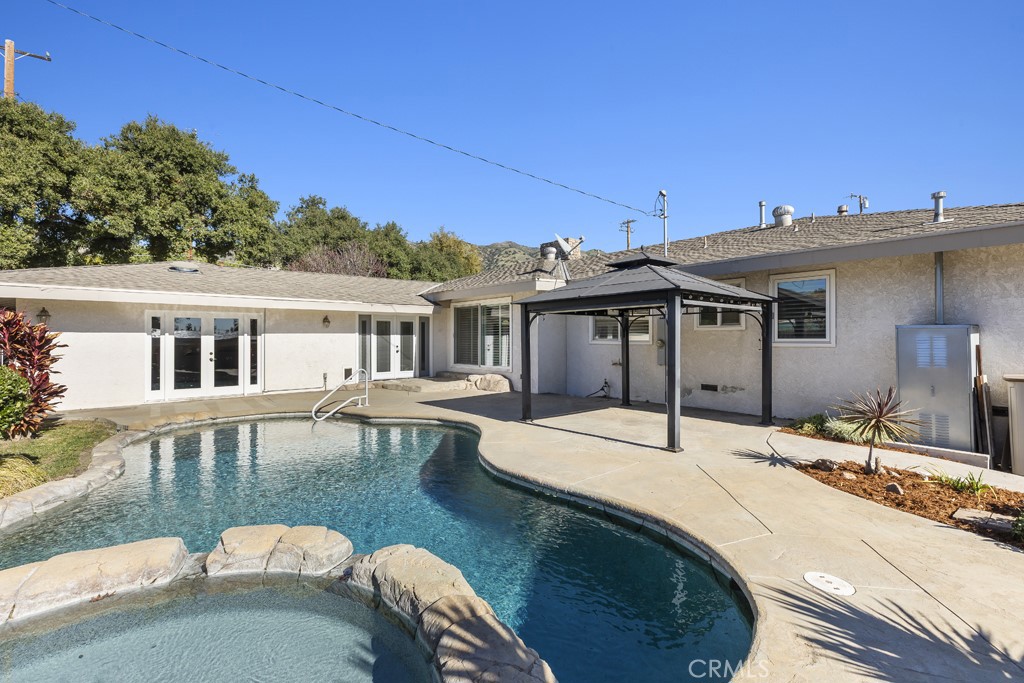 105 Country Club Court