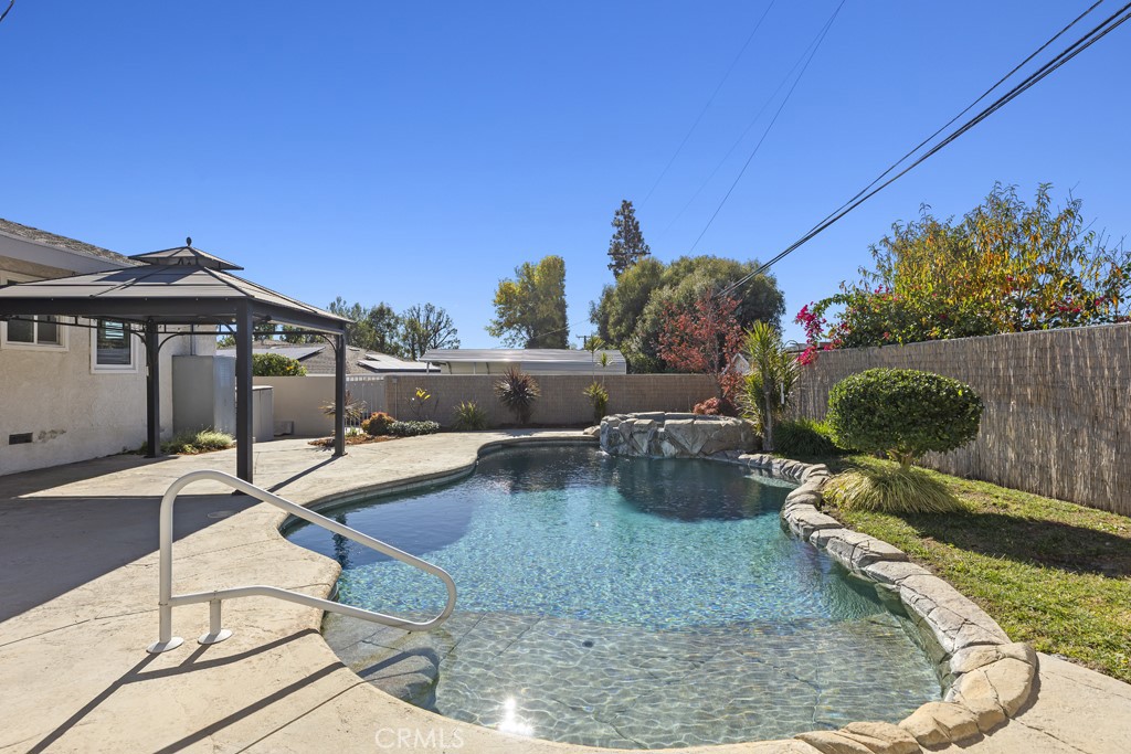 105 Country Club Court