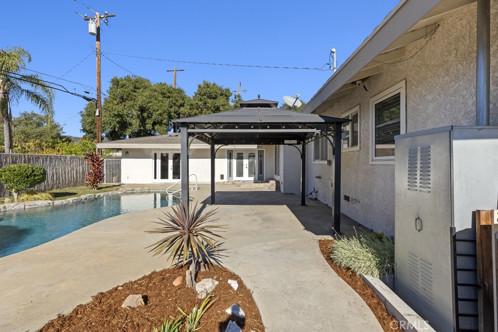 105 Country Club Court