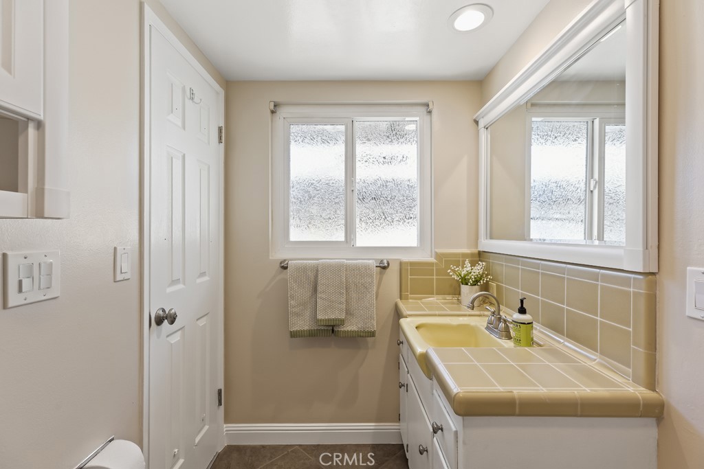 105 Country Club Court