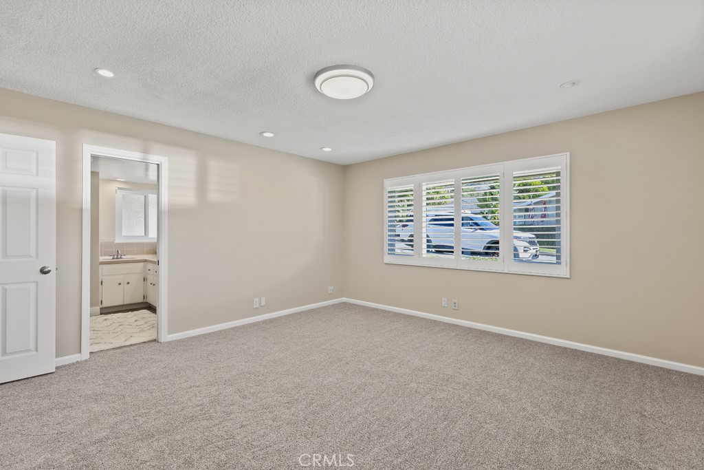 105 Country Club Court