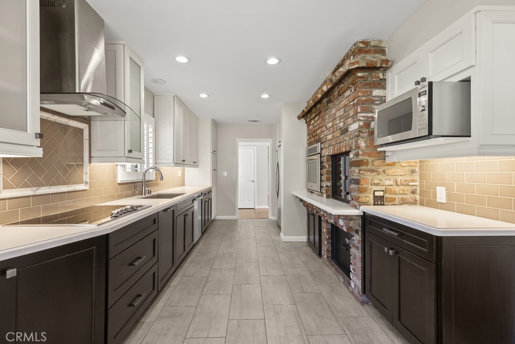 105 Country Club Court