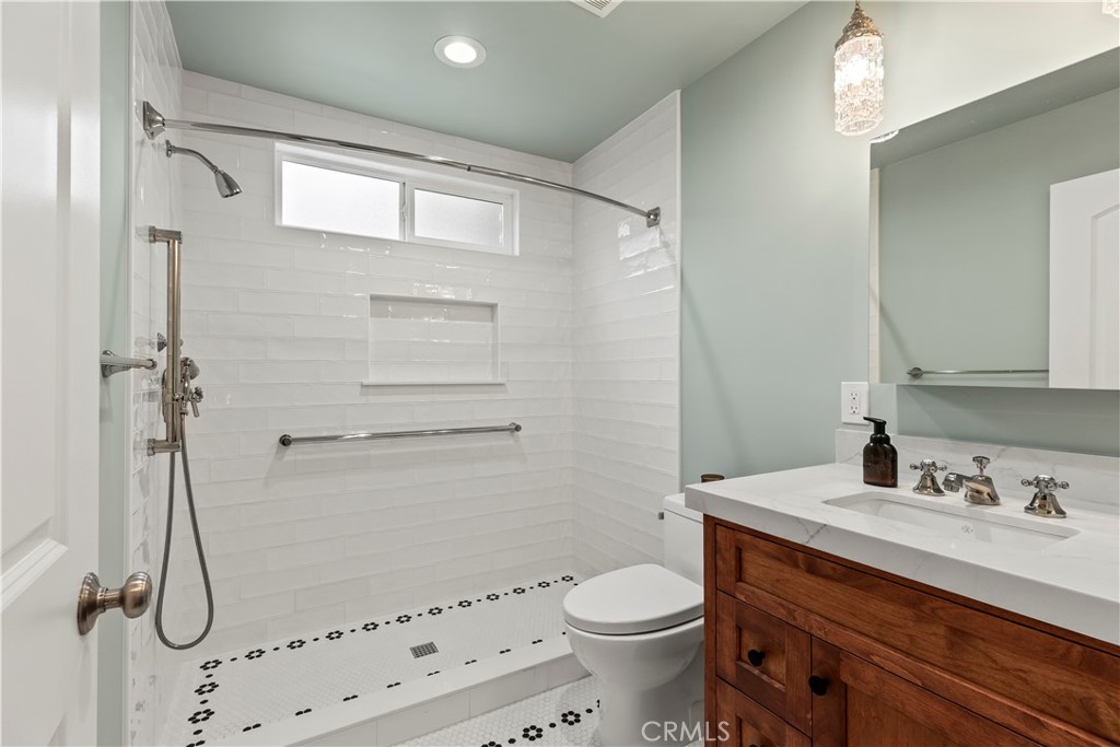 1096 Canyon View Drive