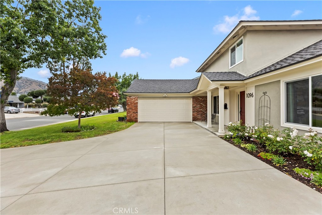 1096 Canyon View Drive