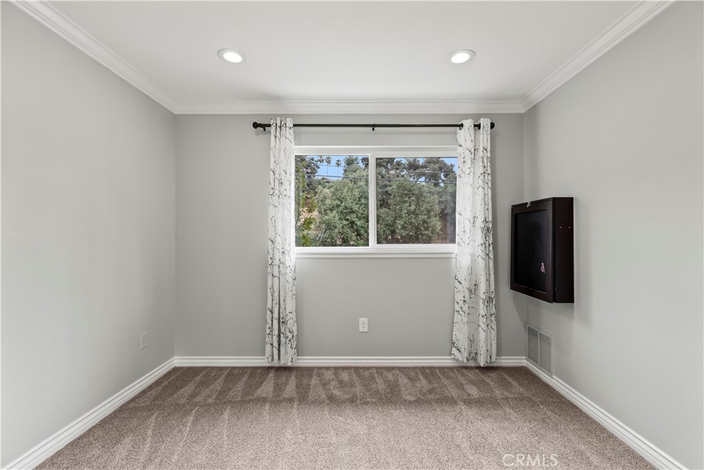 1096 Canyon View Drive
