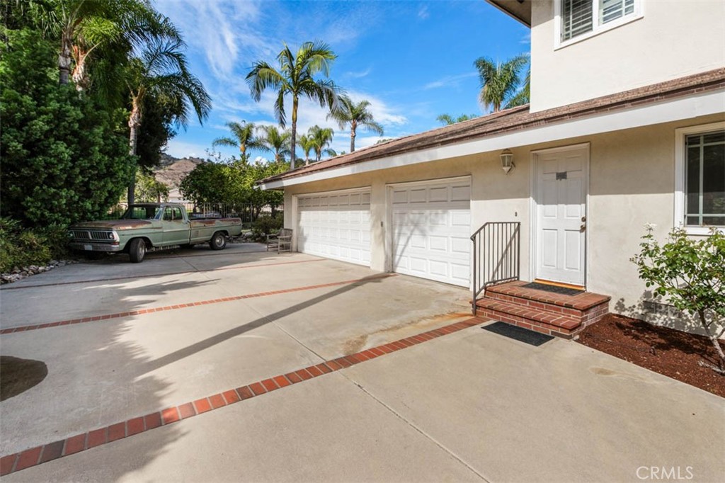 1145 E Sierra Madre Avenue