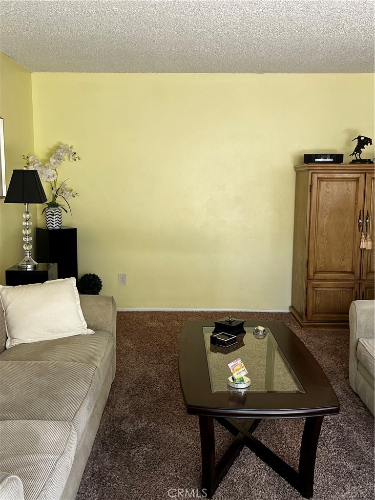 1237 Crestwood Drive