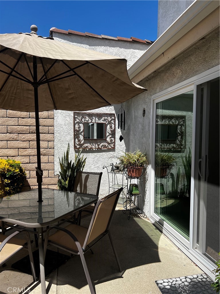 1237 Crestwood Drive