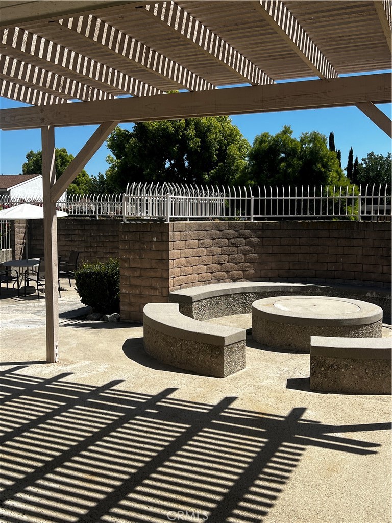 1237 Crestwood Drive