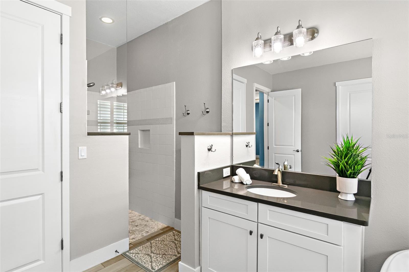 6317 RIVO LAKES BLVD