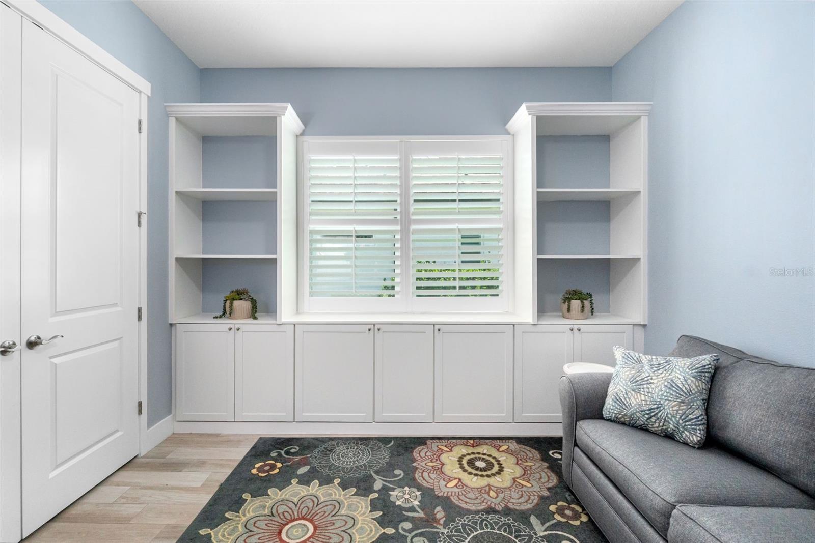 6317 RIVO LAKES BLVD