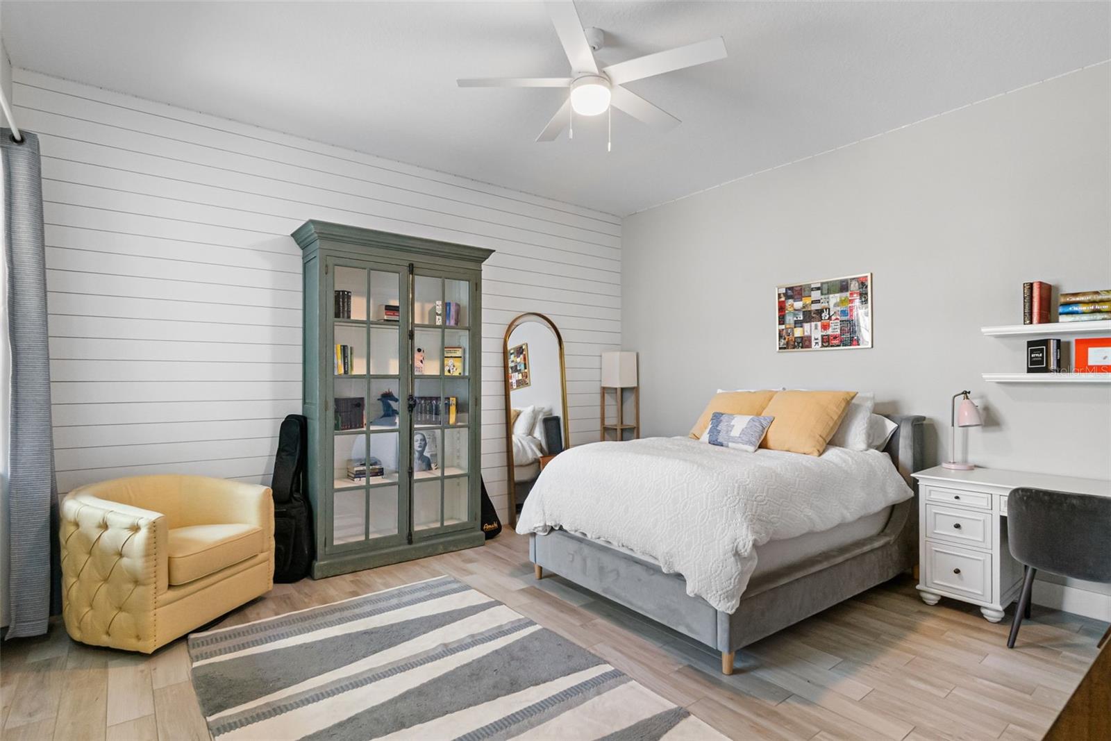 6317 RIVO LAKES BLVD