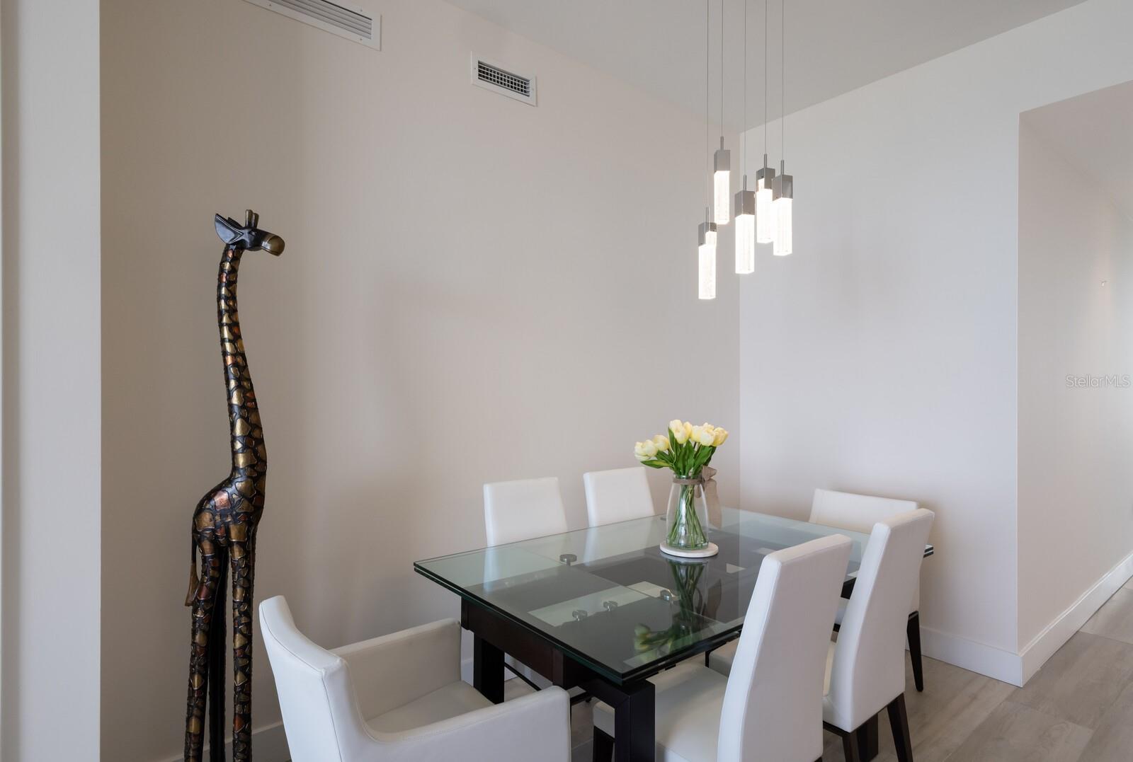 1155 N GULFSTREAM AVE #406