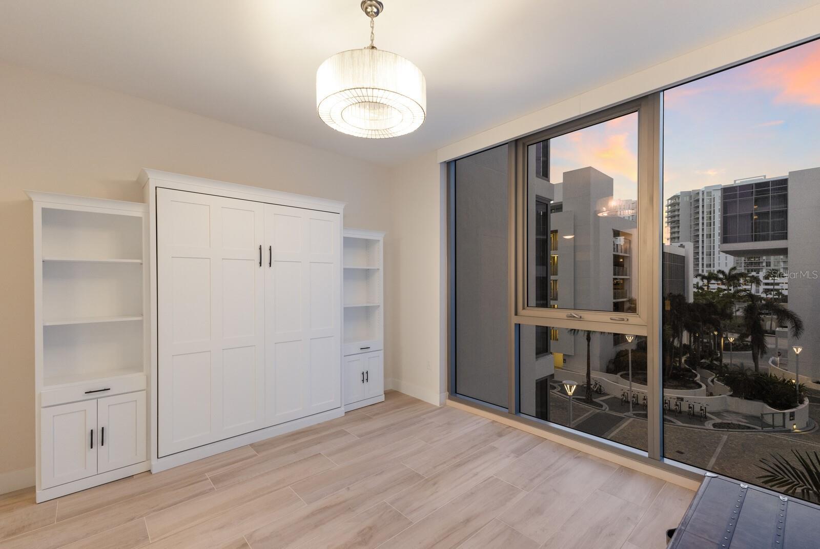 1155 N GULFSTREAM AVE #406