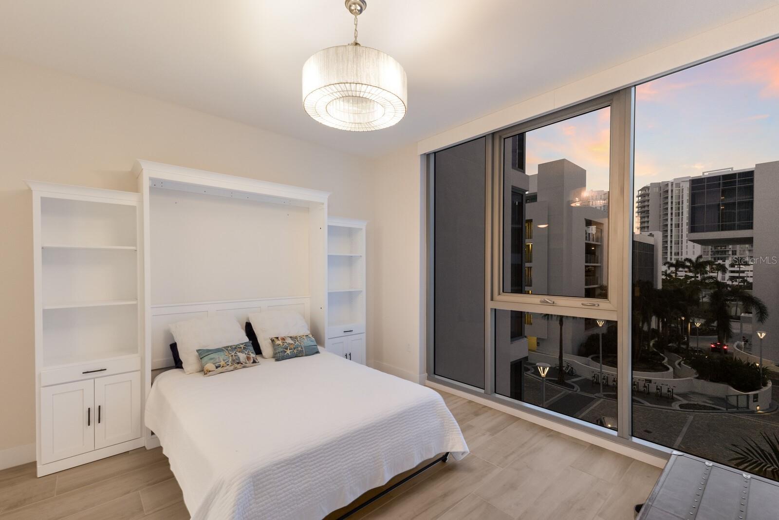 1155 N GULFSTREAM AVE #406