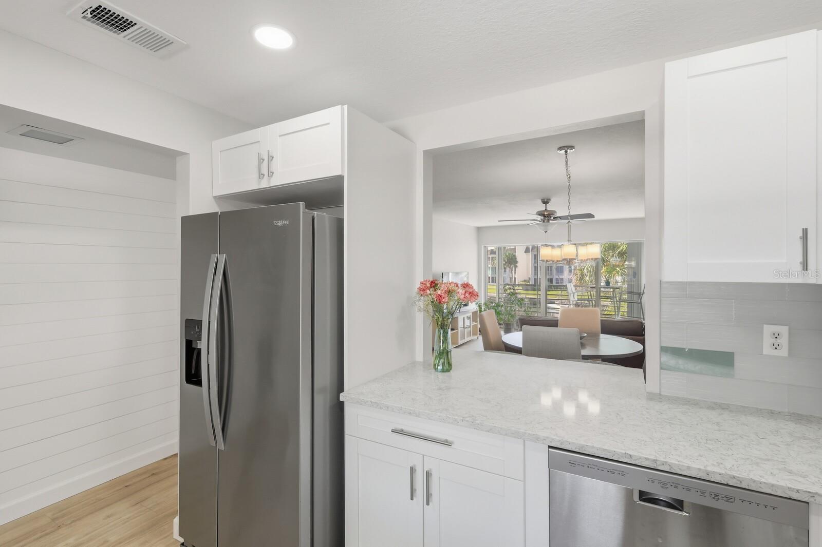 4380 EXETER DR #H202