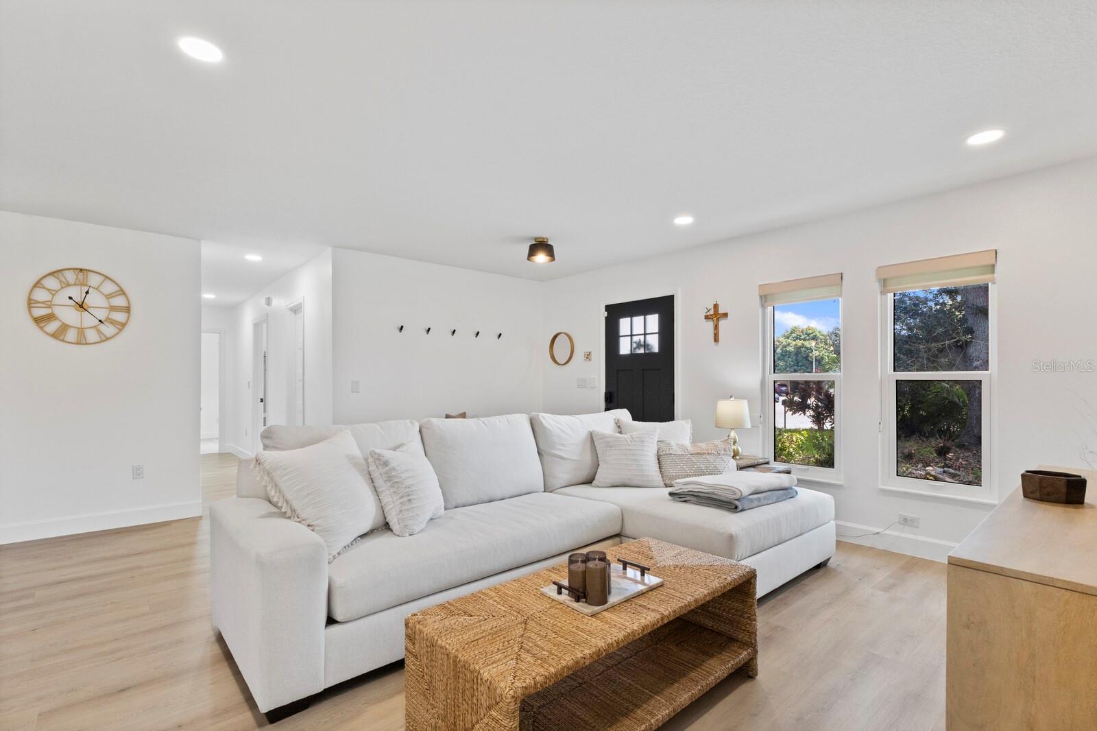 6410 38TH AVENUE CIR W