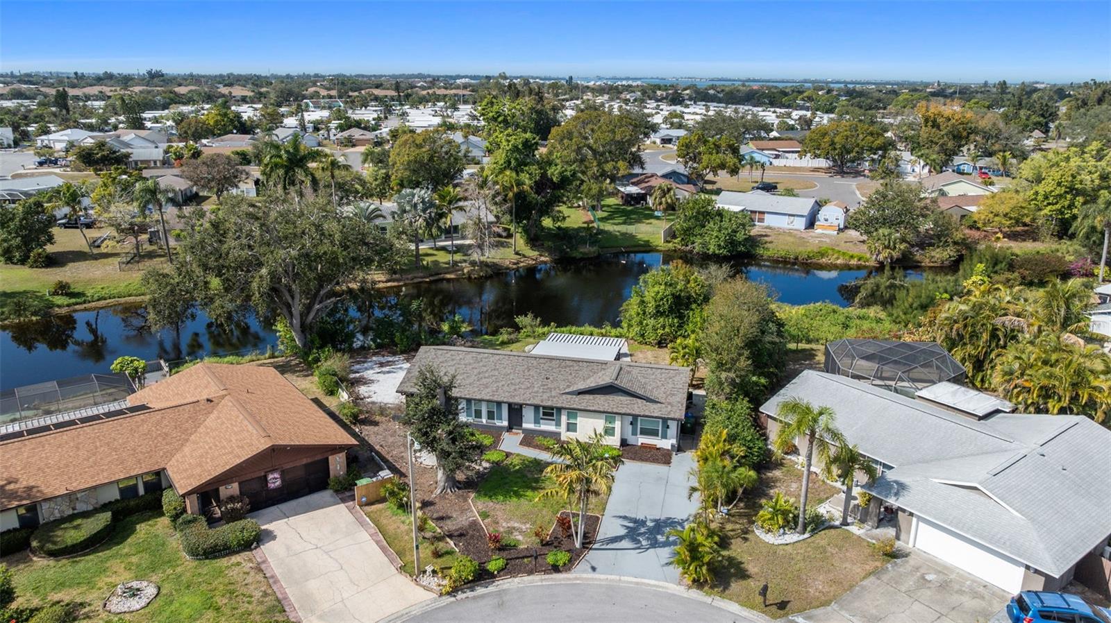 6410 38TH AVENUE CIR W