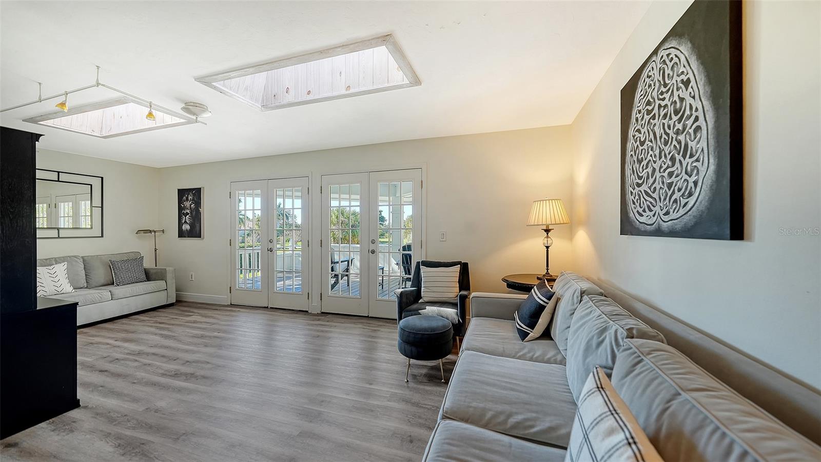 3783 BENEVA OAKS BLVD