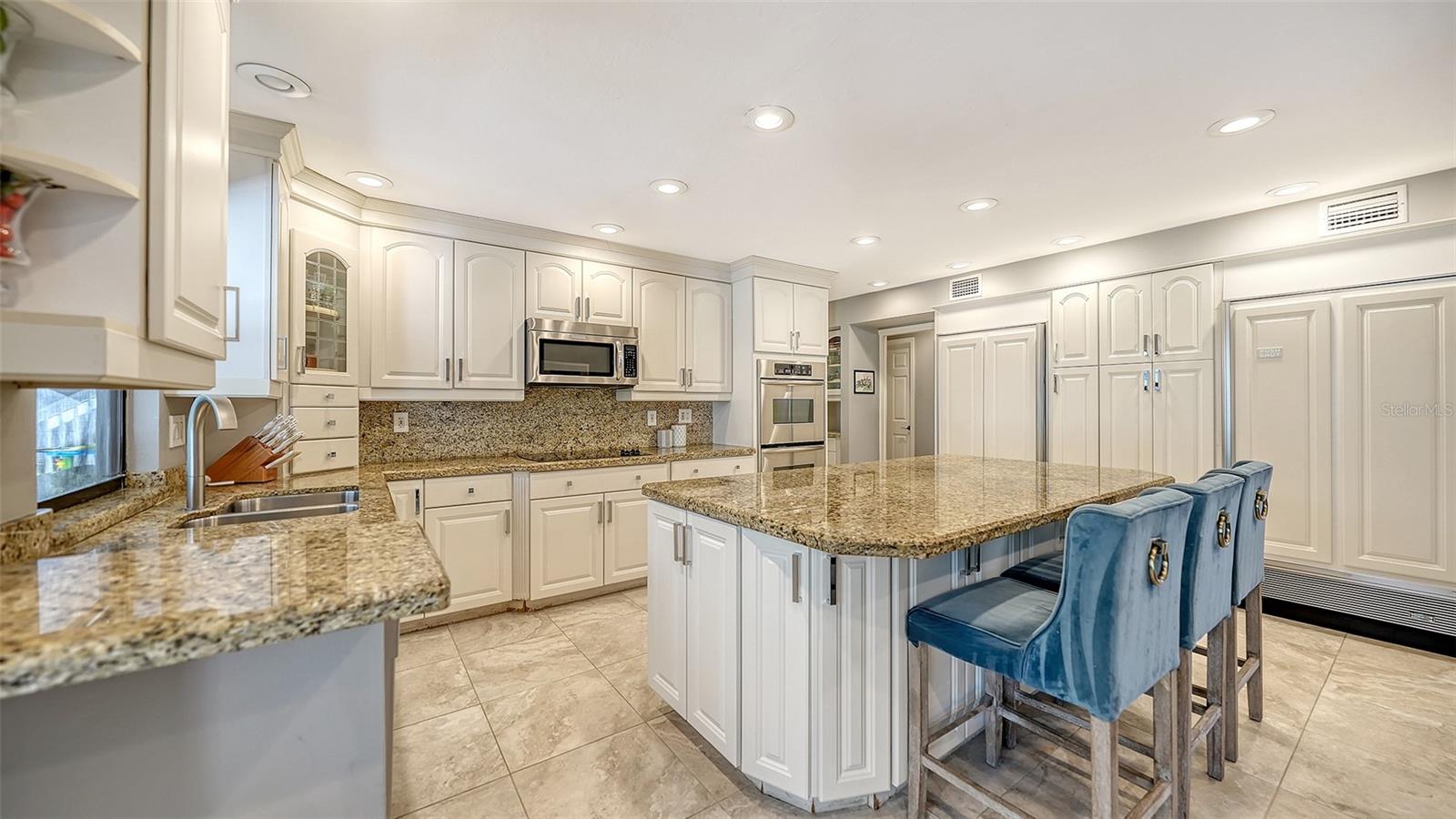 3783 BENEVA OAKS BLVD