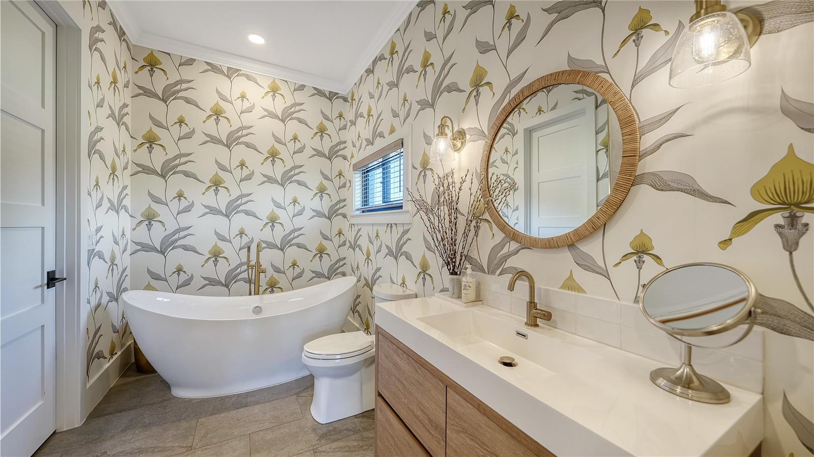 7022 SADDLE CREEK CIR