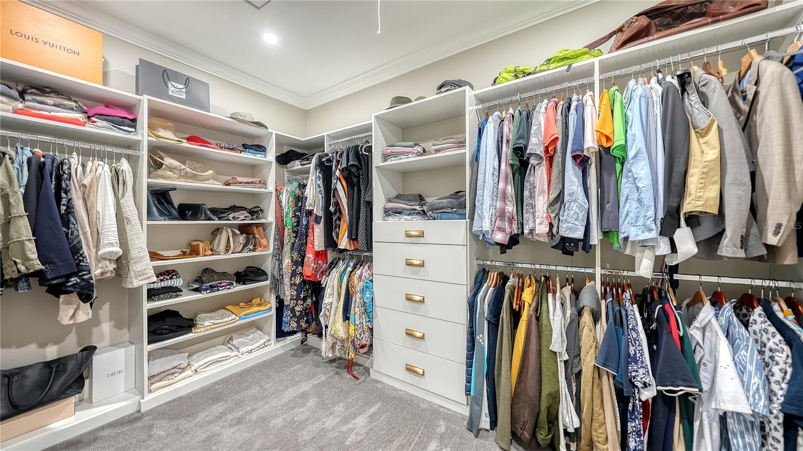 7022 SADDLE CREEK CIR