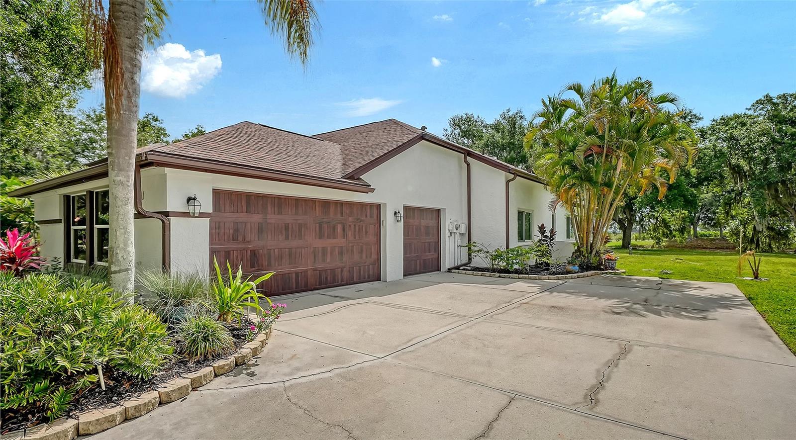 6801 ERICA LN