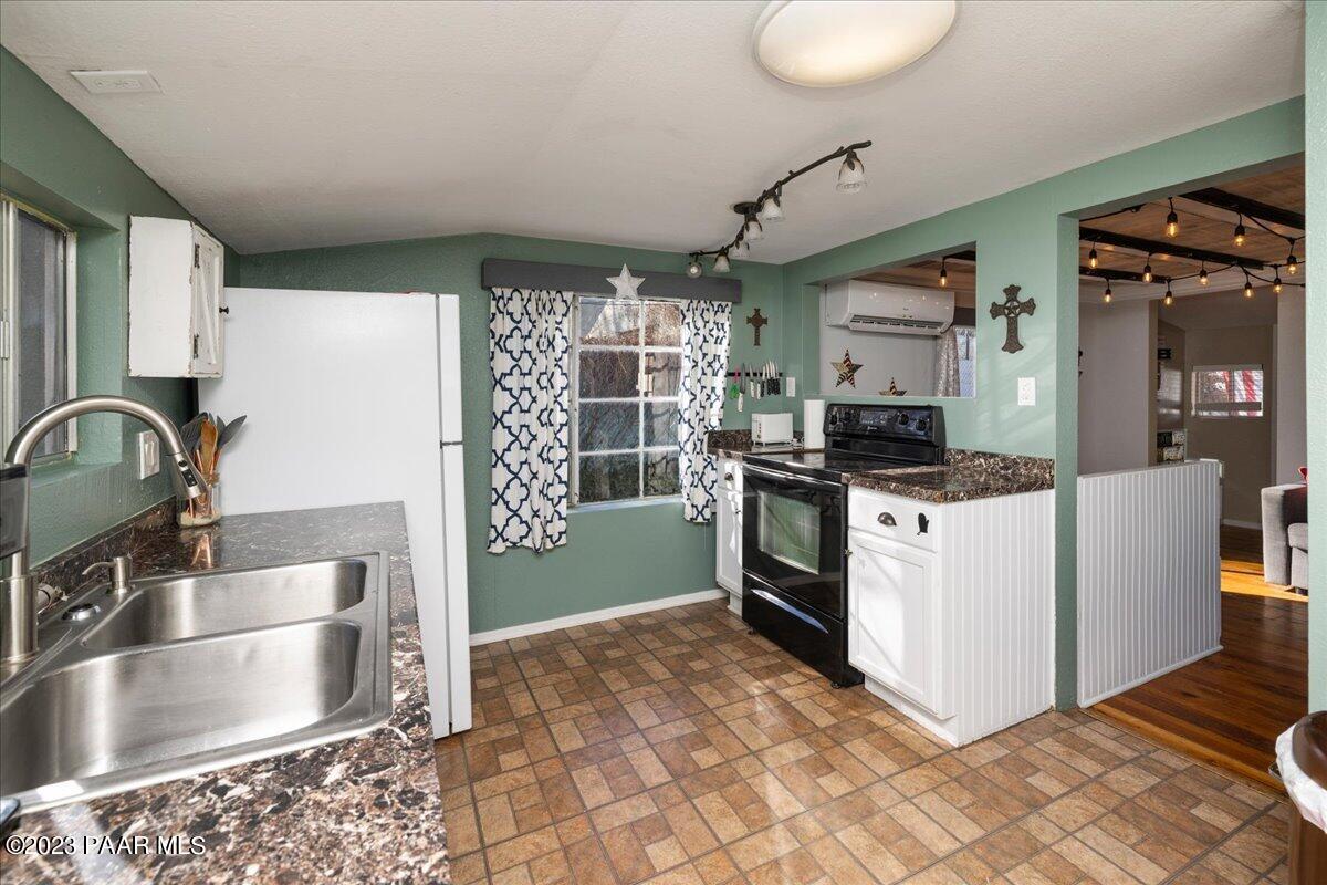 321 N Virginia Street