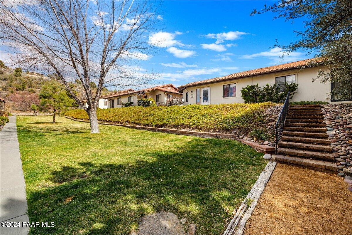 418 Apache Plume Trail