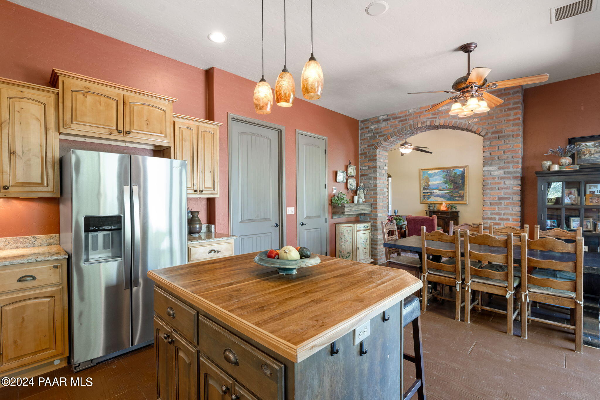 2661 W Noble Vista Drive