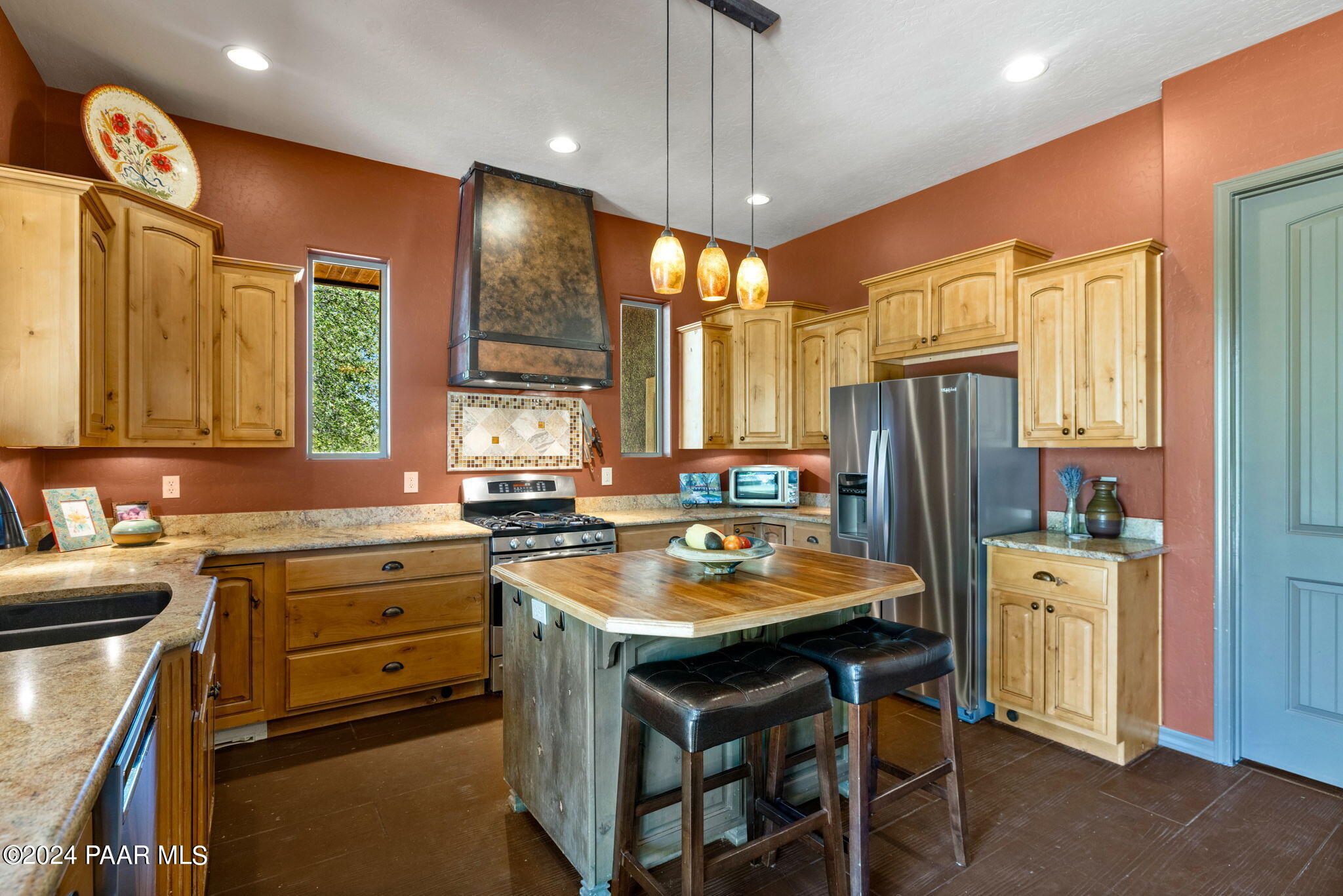 2661 W Noble Vista Drive