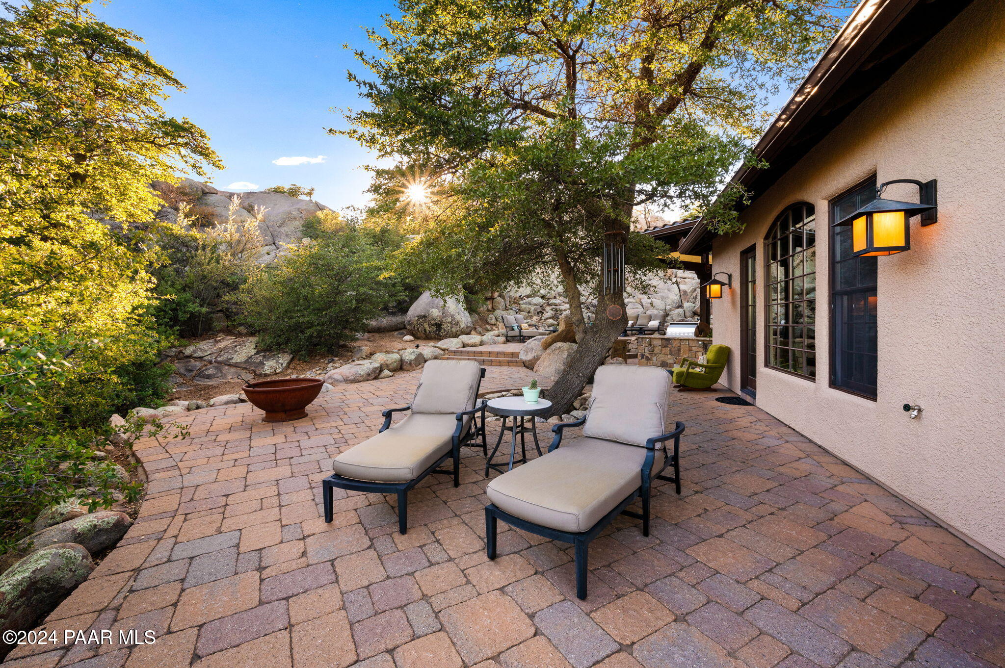 901 Ivy Glen