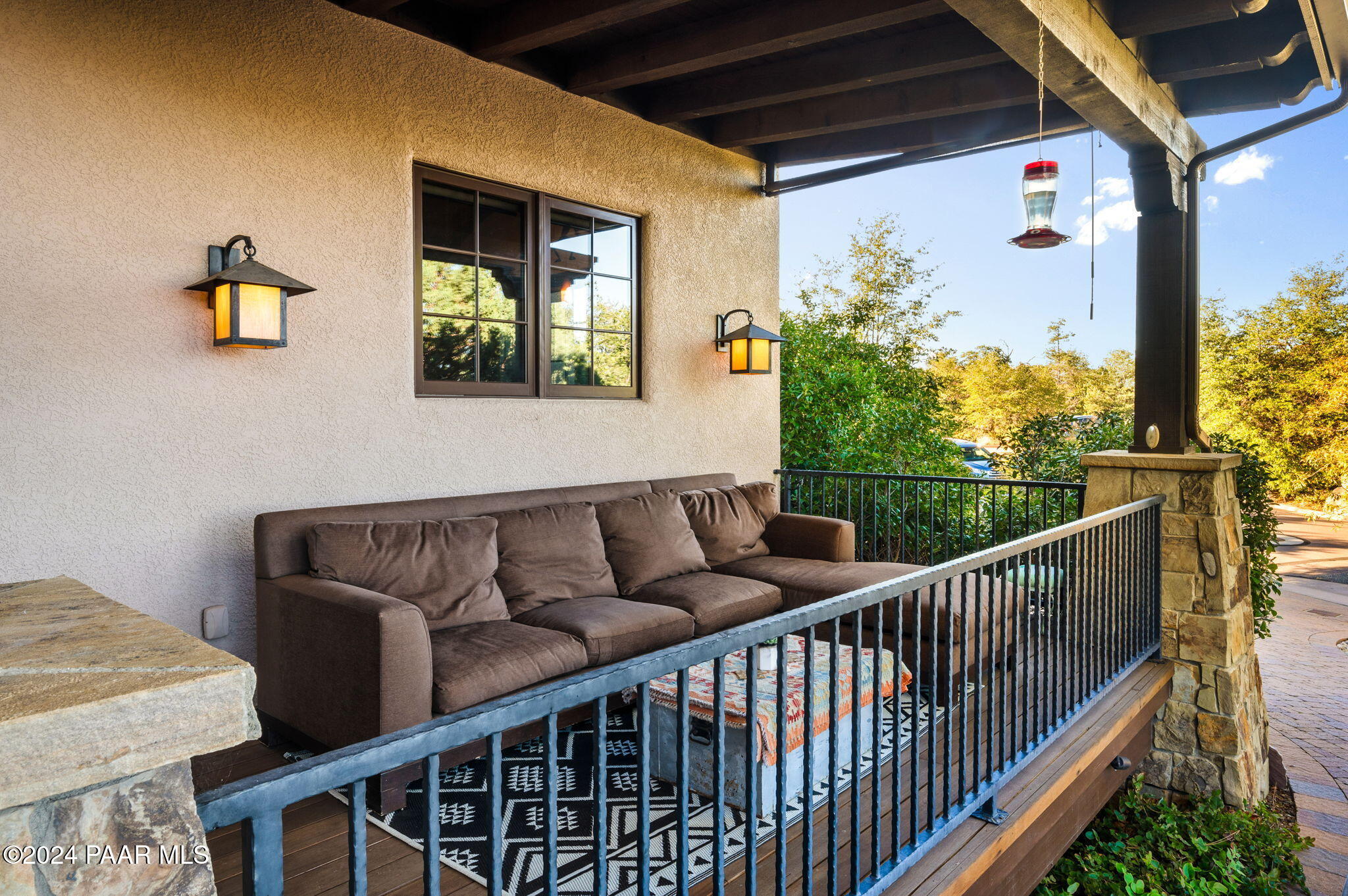 901 Ivy Glen