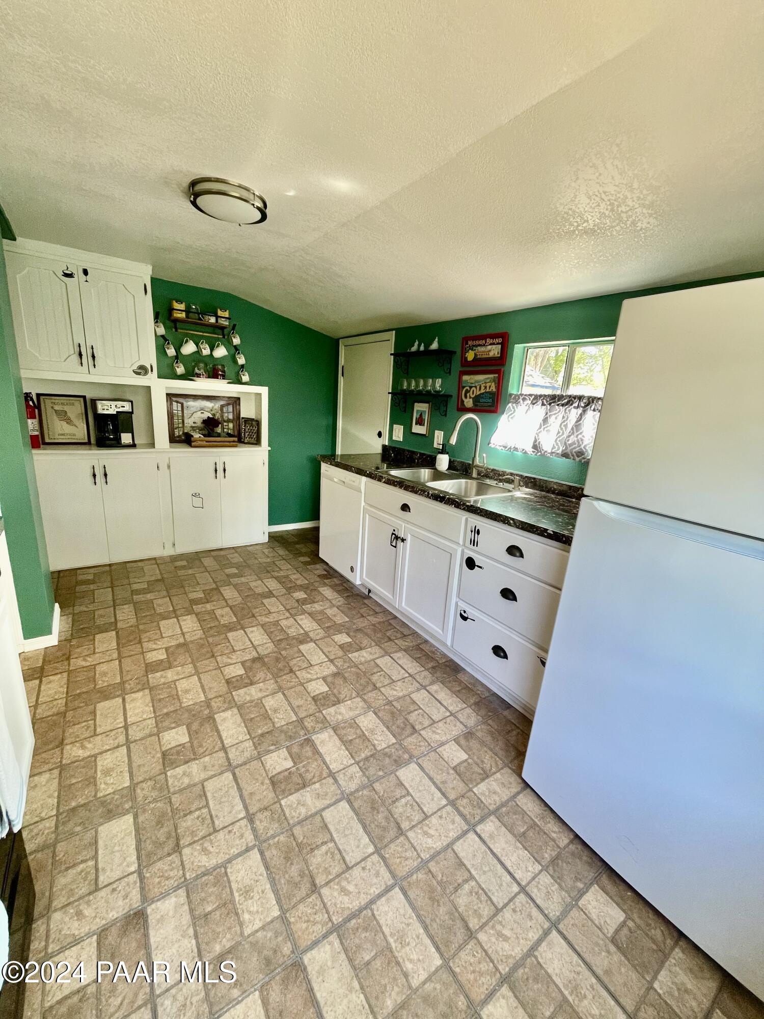 321 N Virginia Street