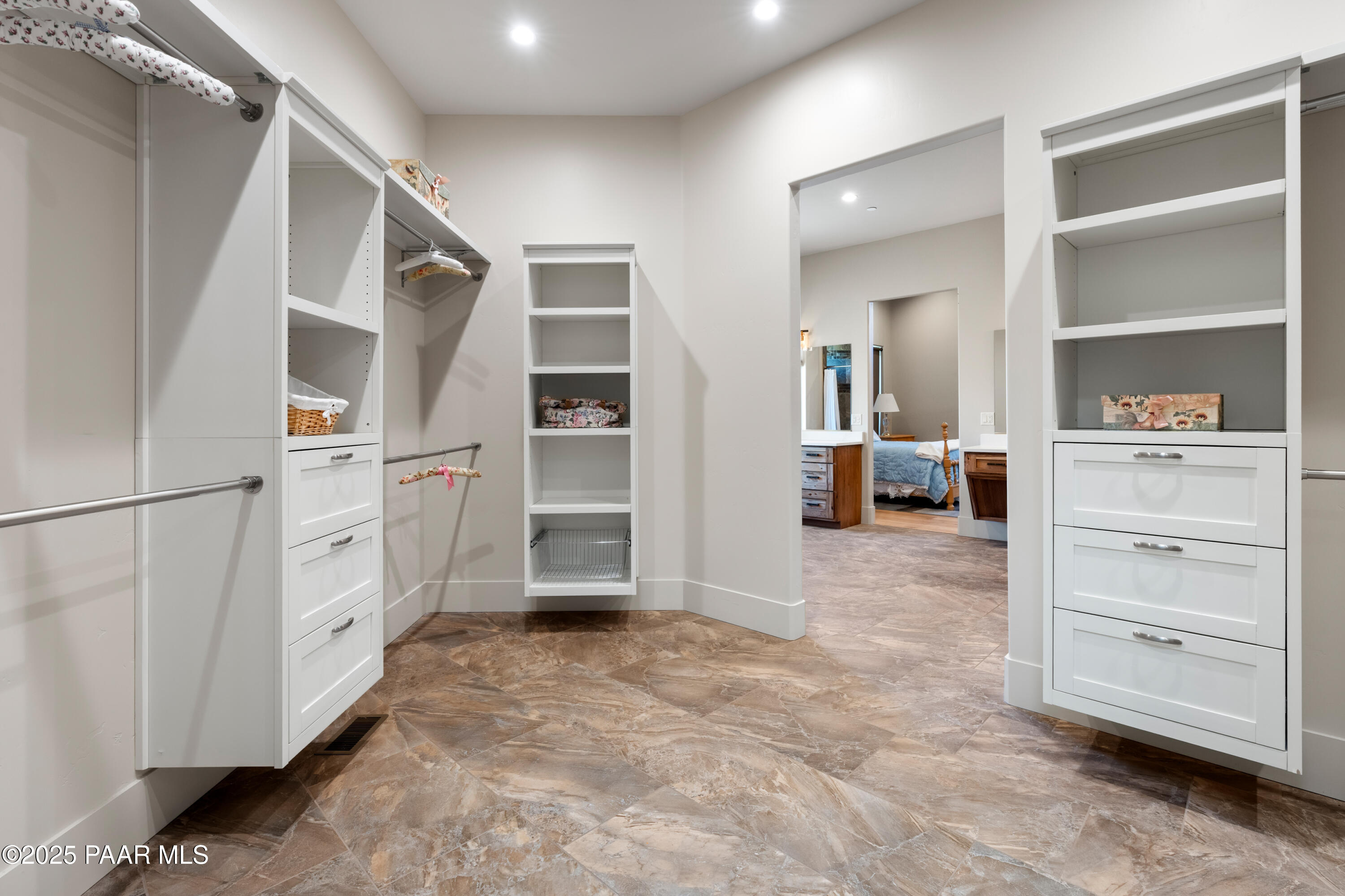 1568 Gettysvue Way