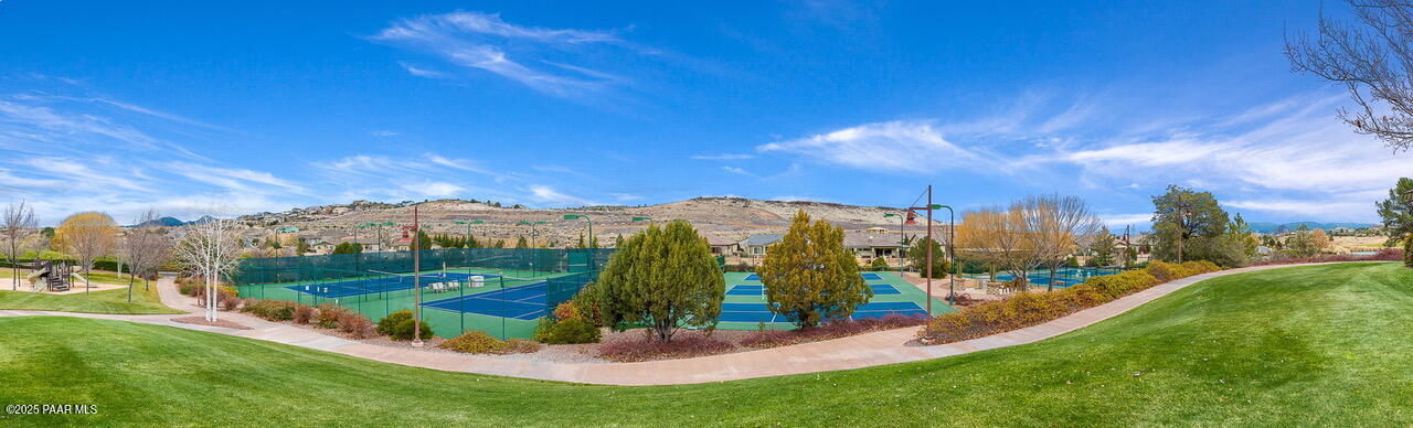 1046 Vantage Point Circle