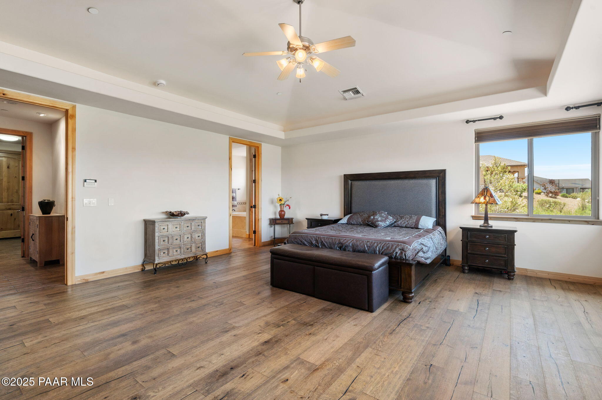1046 Vantage Point Circle